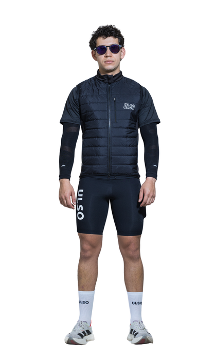 SHORT HOMBRE PERFORMANCE NEGRO - 6 BOLSILLOS