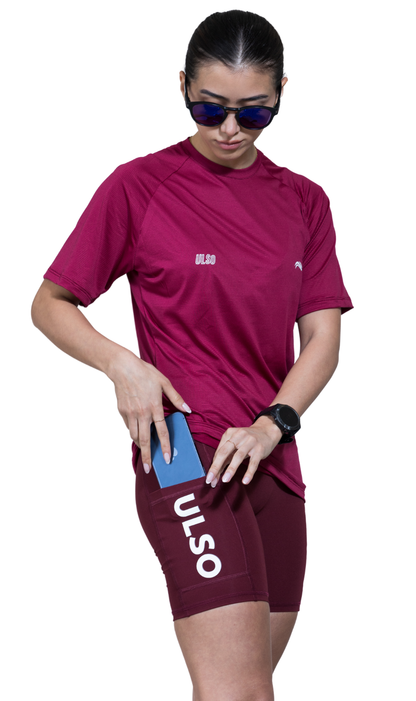 SHORT MUJER PERFORMANCE VINO TINTO - 2 BOLSILLOS